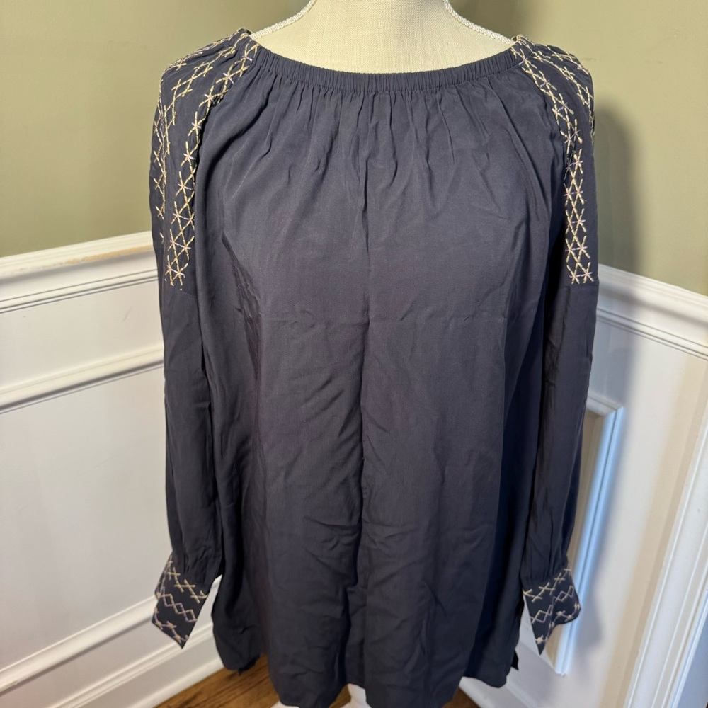 - NWT J Jill embroidered‎ long sleeve  stylish boho chic blouse size Small